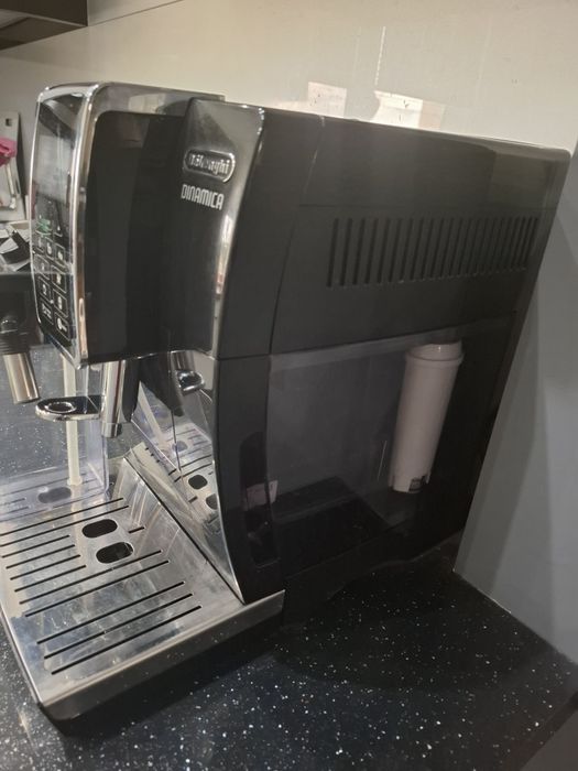 Ekspres Delonghi Dinamica
