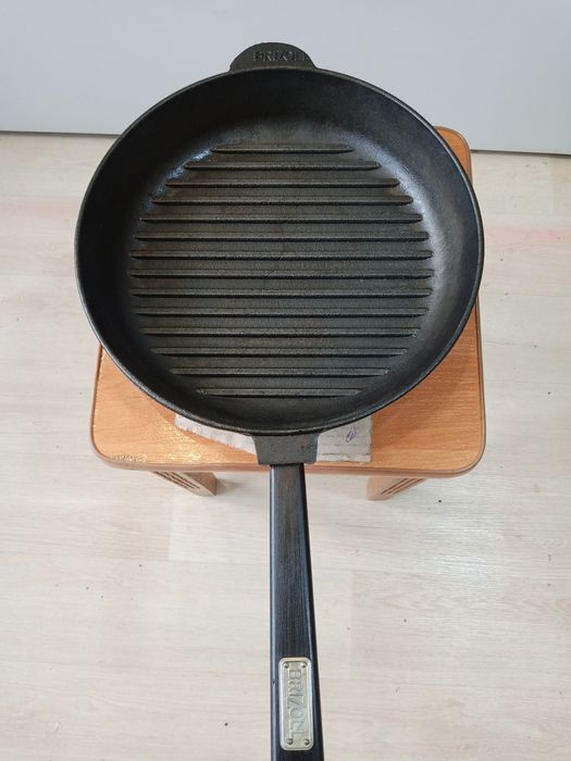 Сковорода-гриль Brizoll Optima 28 см чугун б/у.