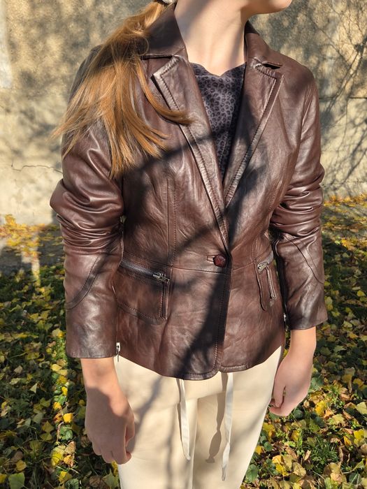 Шкіряний жакет Anna van toor 38р