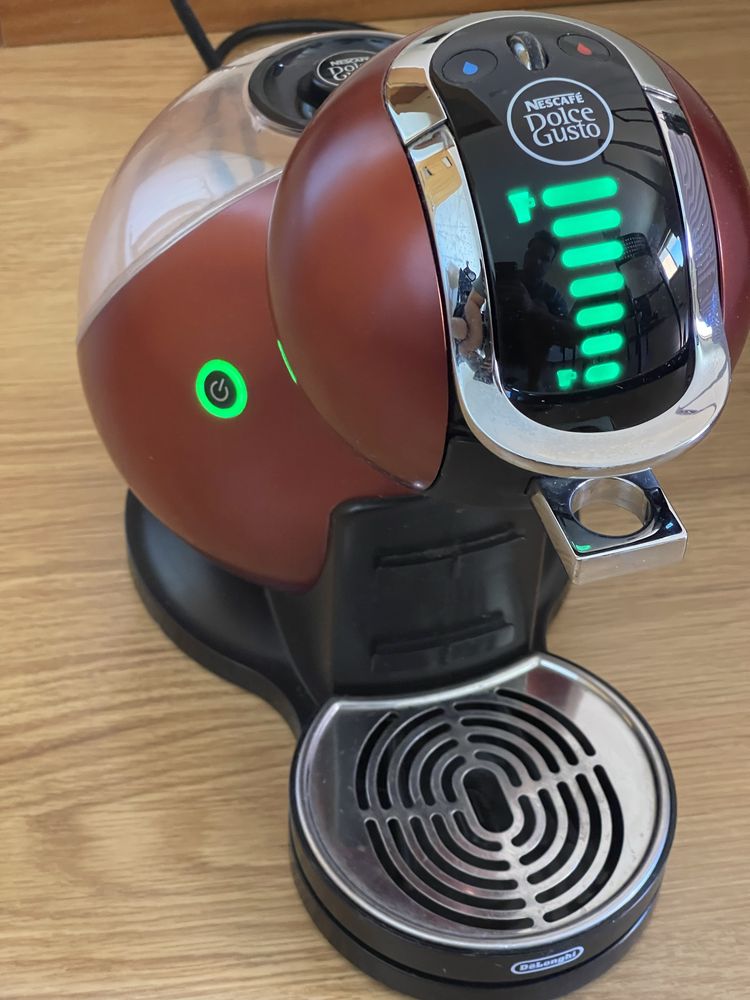 Cafeteira Dolce Gusto automatica