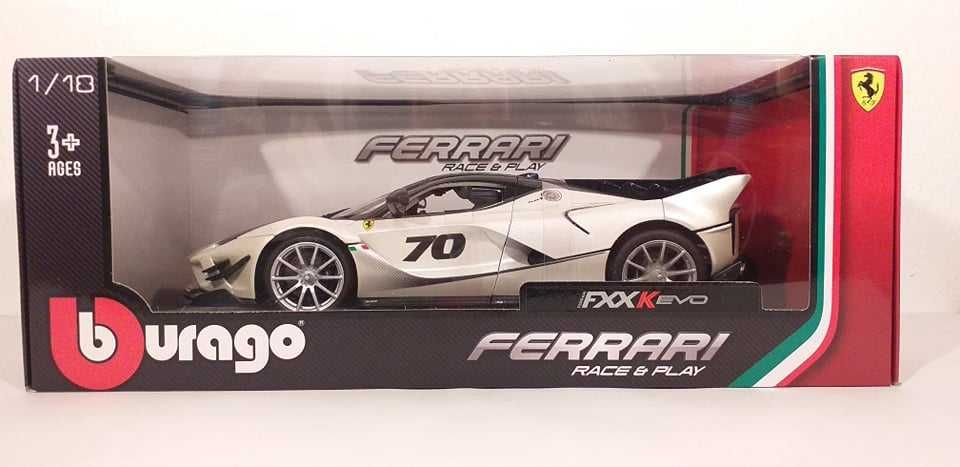 1/18 Ferrari FXX EVO #70 - Burago R&P