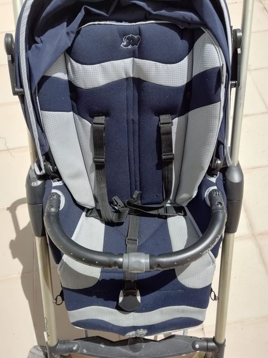 Trio BebeConfort Streety (estrutura com cadeira + ovo + alcofa)