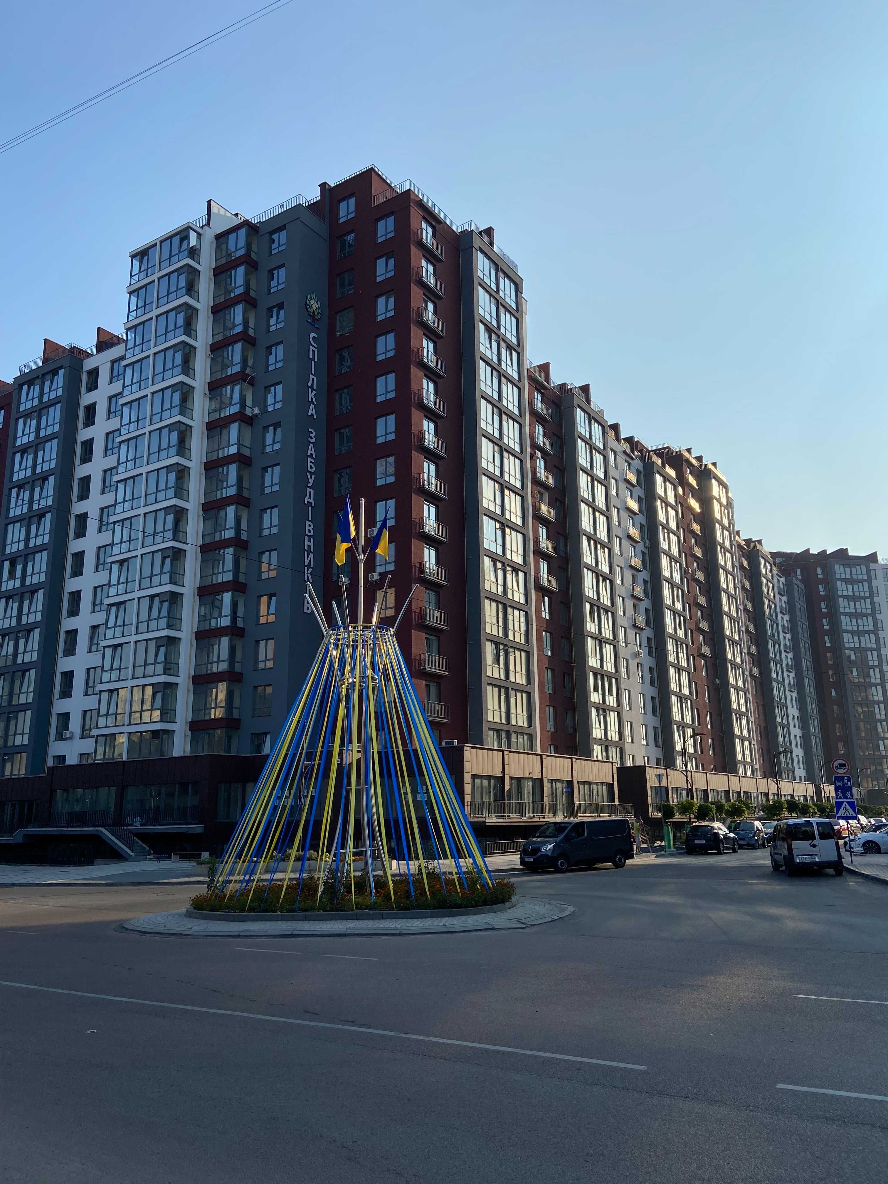 Однокімнатна в центрі,продам квартиру Княгинин,Галицька-Набережна