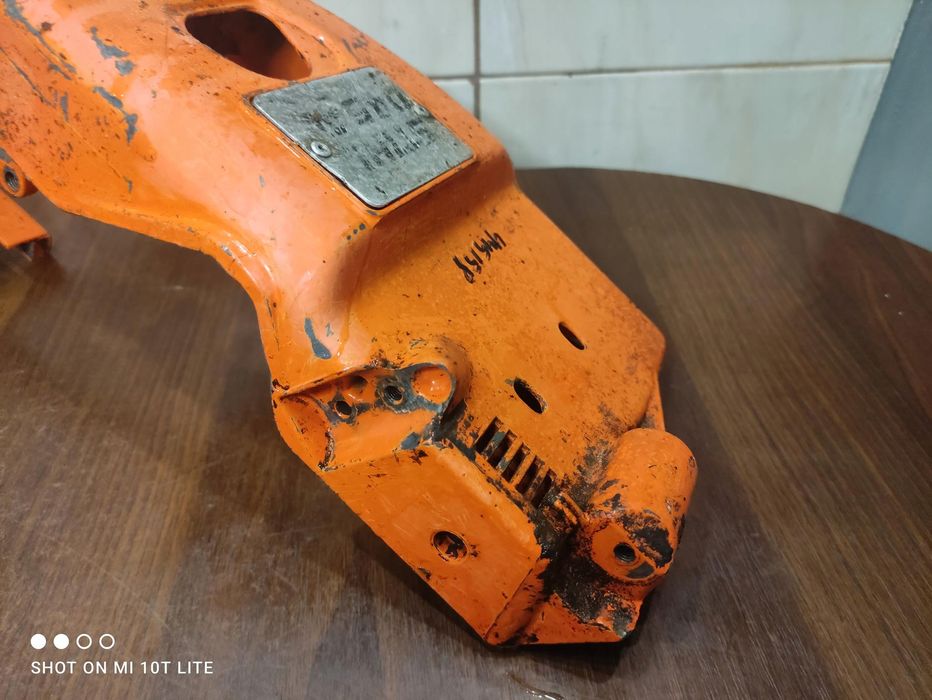 Stihl 045 Av Rączka Obudowa Uchwyt