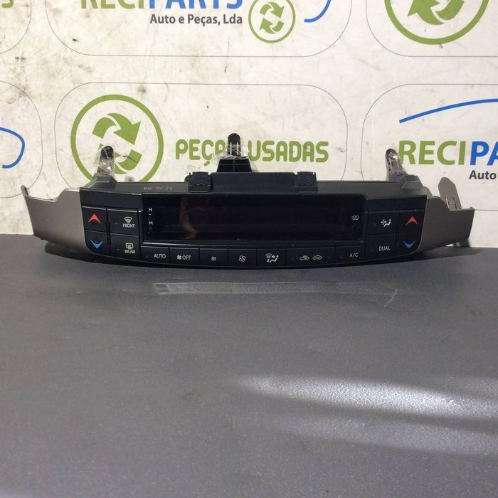 Comando Ar Condicionado Lexus CT 200 h  ano 2018