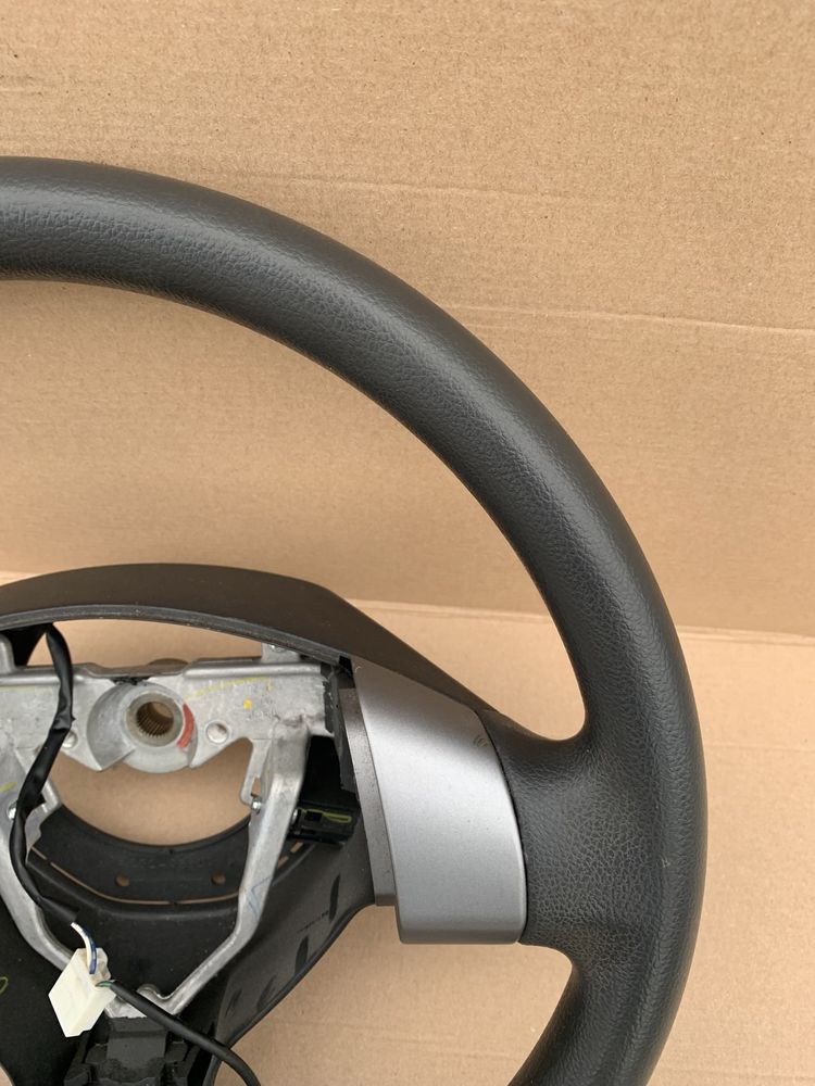 Suzuki Swift MK6 kierownica multifunkcyjna