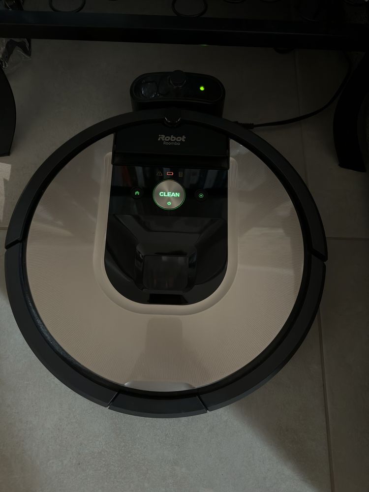 iRobot Roomba 976