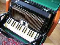Akordeon Hohner Arietta 72 basy