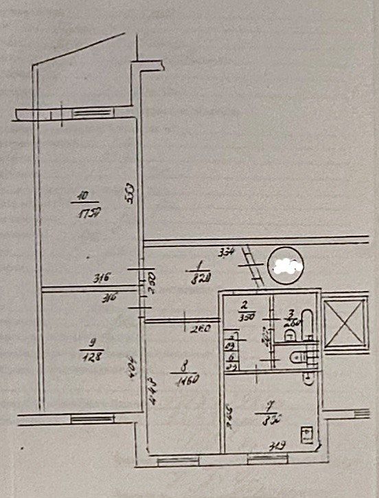 Продам 3-кімнатна Центр Пролетарська 13(Калнишевського 13)
