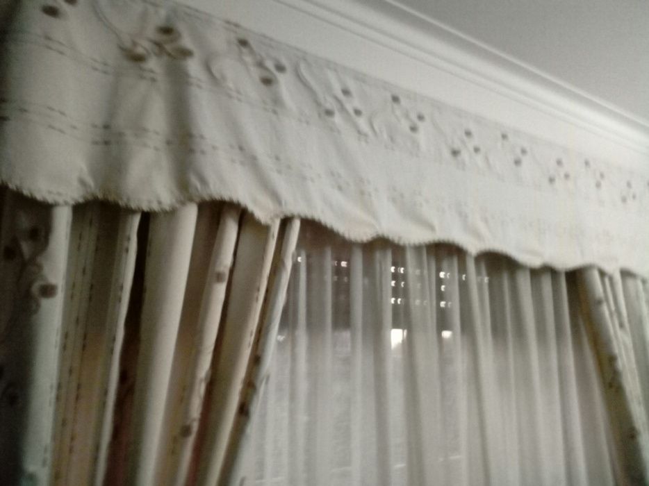 Cortinados beges