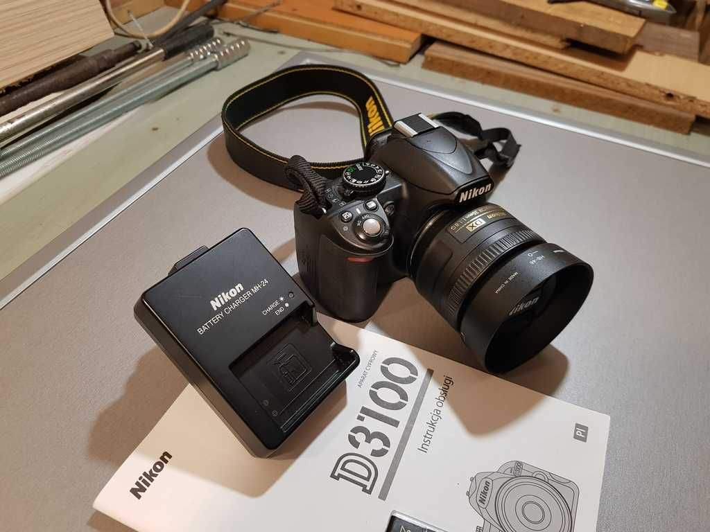 Nikon d3100 z nowym obiektywem stałoogniskowym