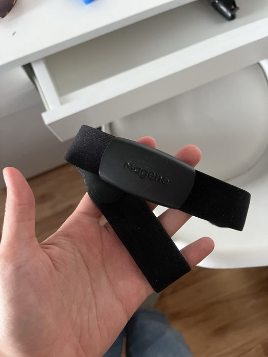 Opaska sportowa magene tetna