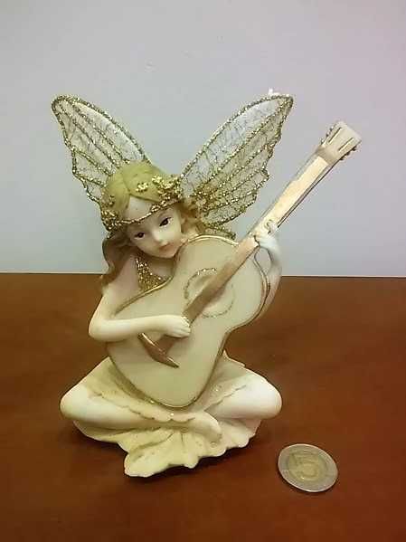 Gitara klasyczna - Elf z gitarą Zebra Music 10 figurka dekoracyjna