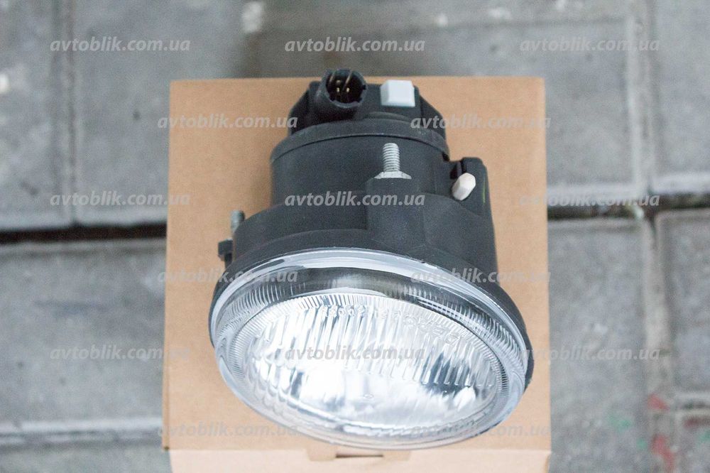 Противотуманка Renault Master, Opel Movano левая, правая, фара туманка