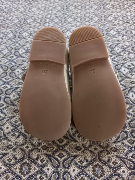 Sabrina menina (usado uma vez)