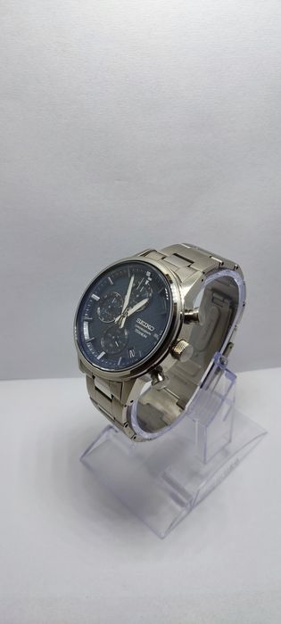 #85*Seiko Chronograph Titanium SSB387P1