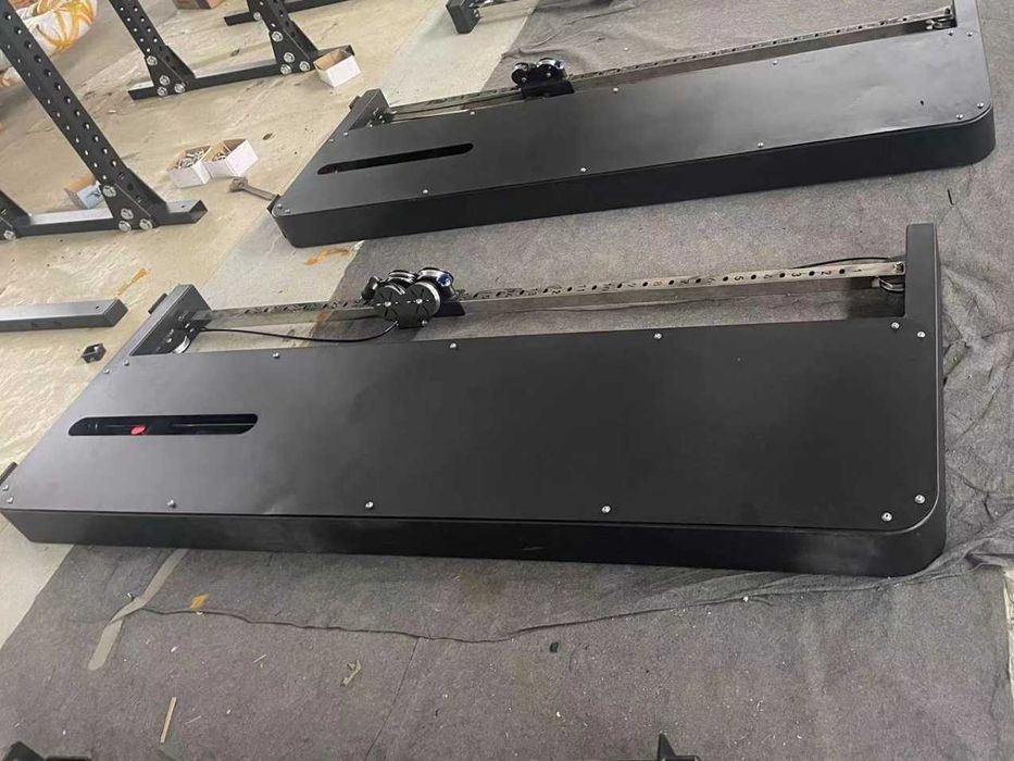 Wielofunkcyjny wyciąg treningowy ze stosem