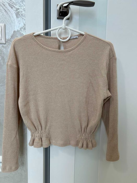 Кофточка Reserved для дівчинки на зріст 146-155см в гарному стані