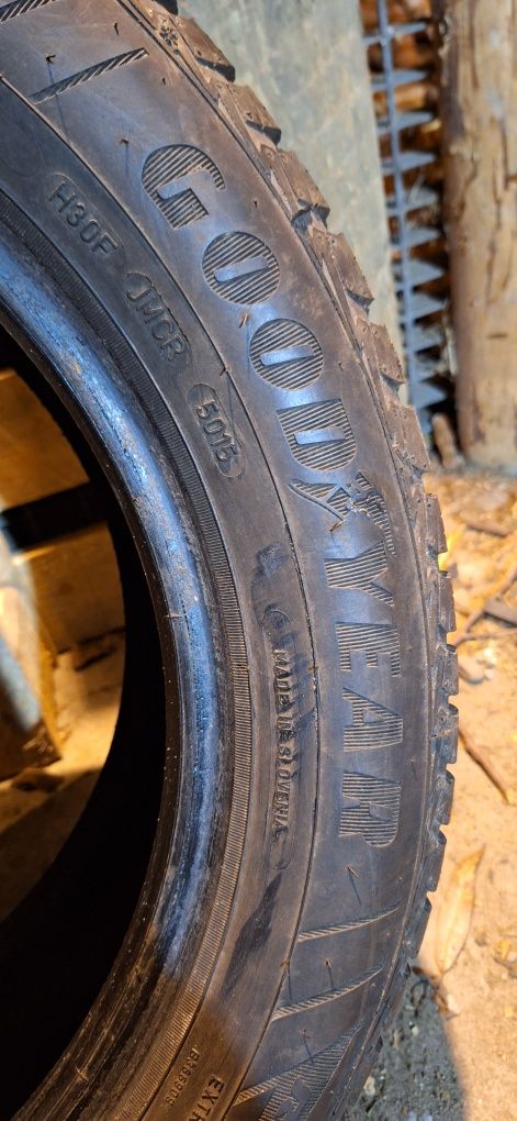 Opona 205/55R16 Godeyar Całoroczna