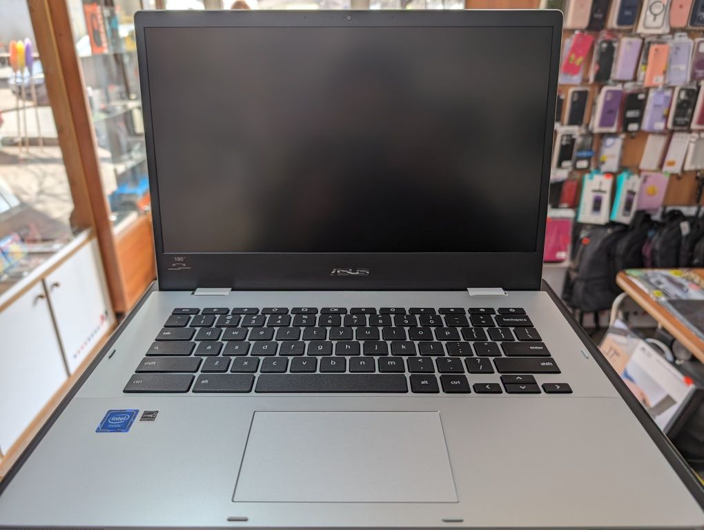 Asus Chromebook CX1400CN
Celeron N3350 4gb 64g