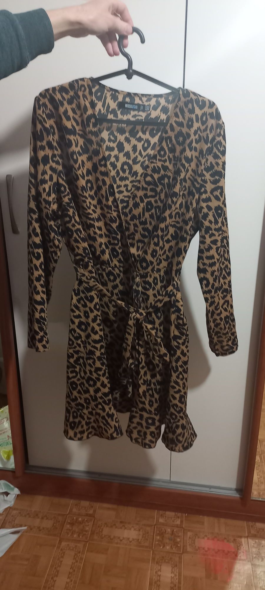 Супер Платье 46 р-р леопардовое