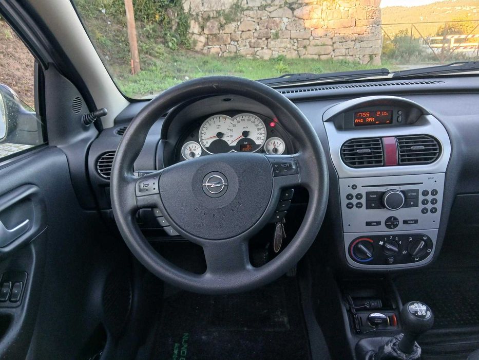 Opel corsa 1,2 Twinport, 2006  em ótimo estado