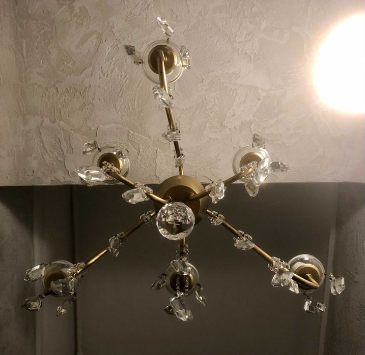 Винтажная люстра с хрустальными подвесками