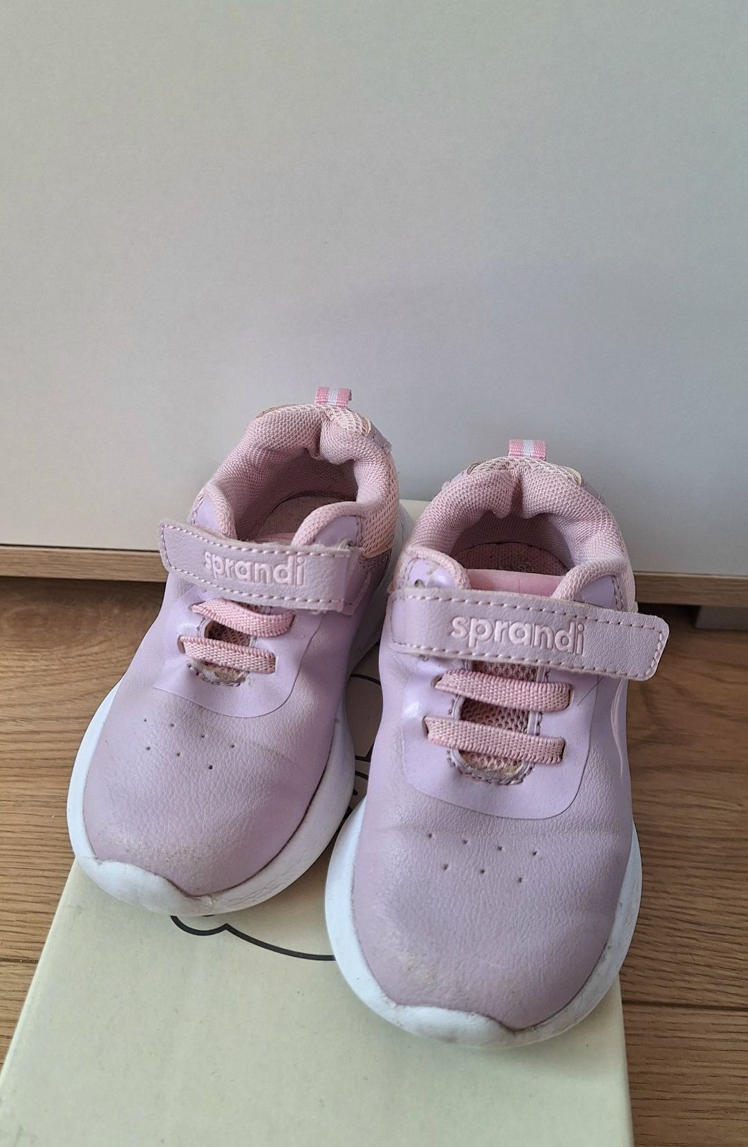 Adidasy Sprandi r.23