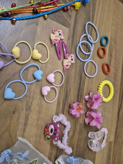 Аксесуари для волосся