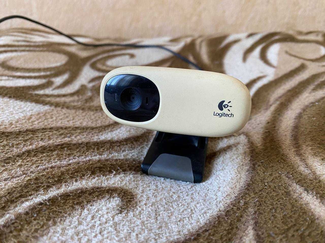 Веб-камера Logitech WebCam C110