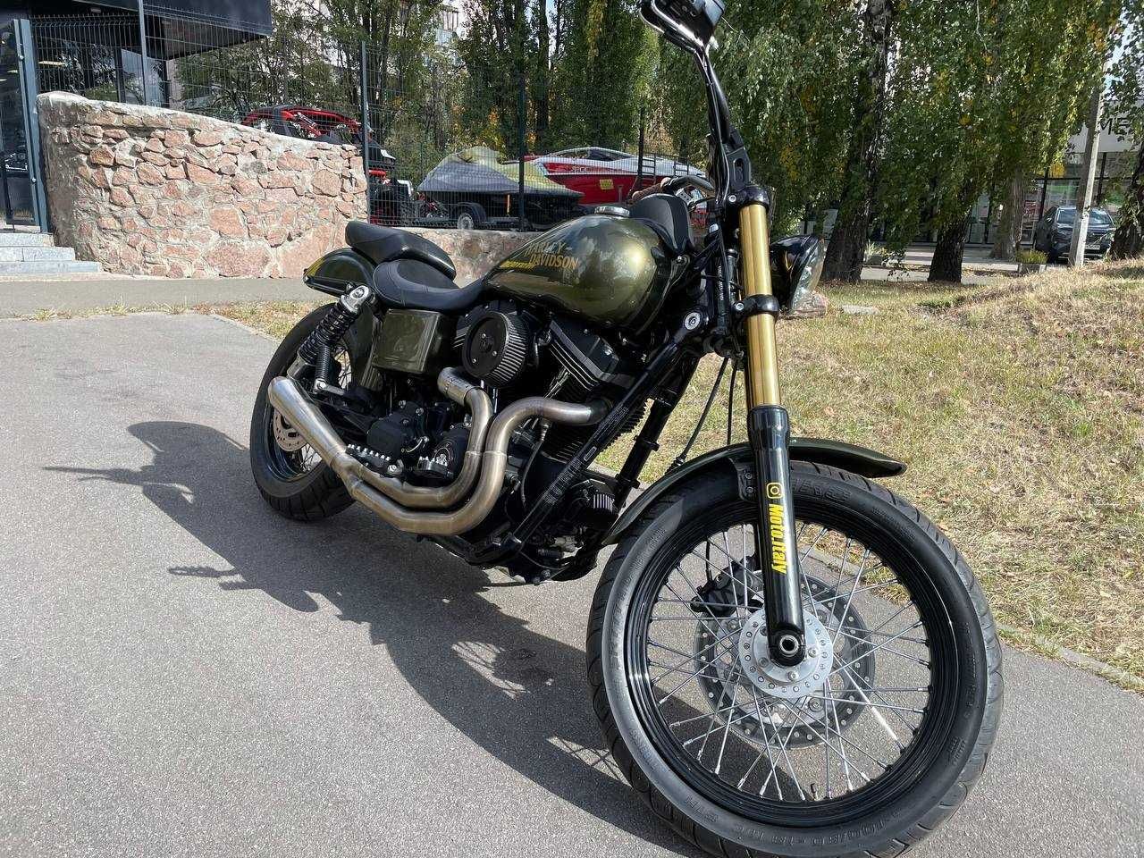 Мотоцикл Harley-Davidson Street BOB 2016 рік