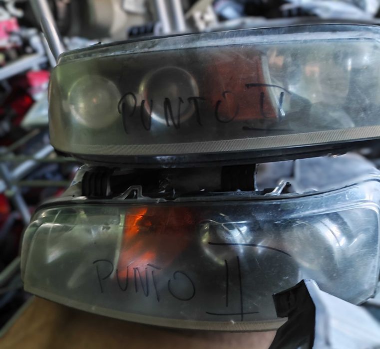 Fiat Punto 2 lampy Przód kpl
