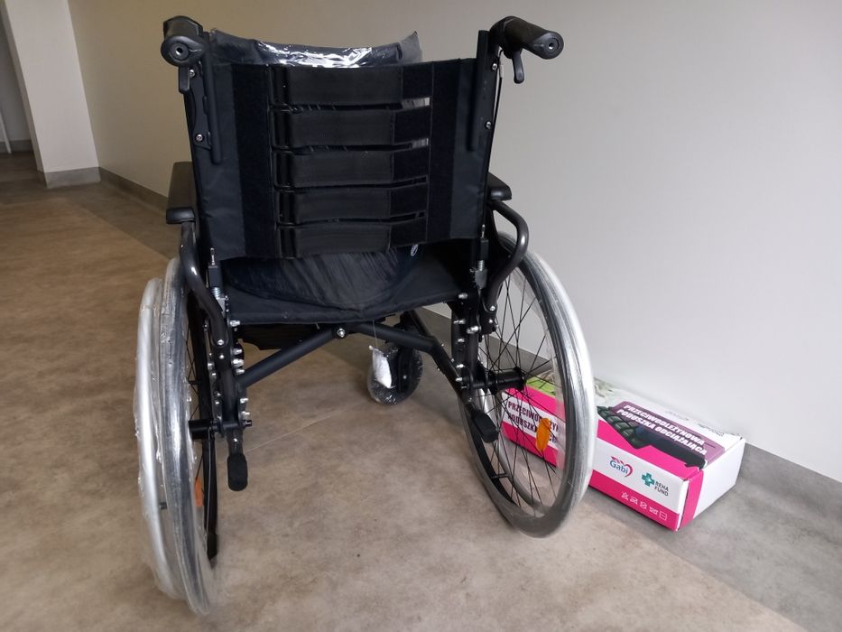 Wózek Inwalidzki D200  Vermeiren - NOWY Nieużywany