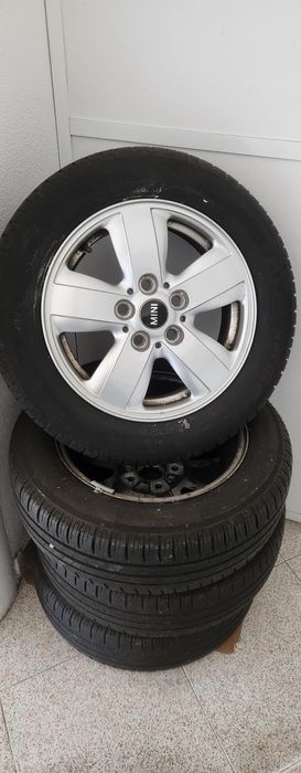 Jantes Originais MINI C/ Pneus R15- Perfeito Estado!