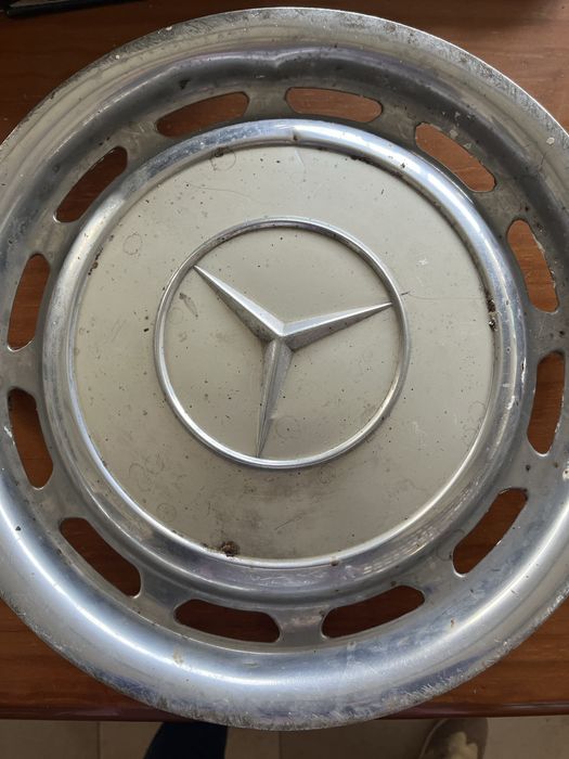 Tampa de roda em aluminio