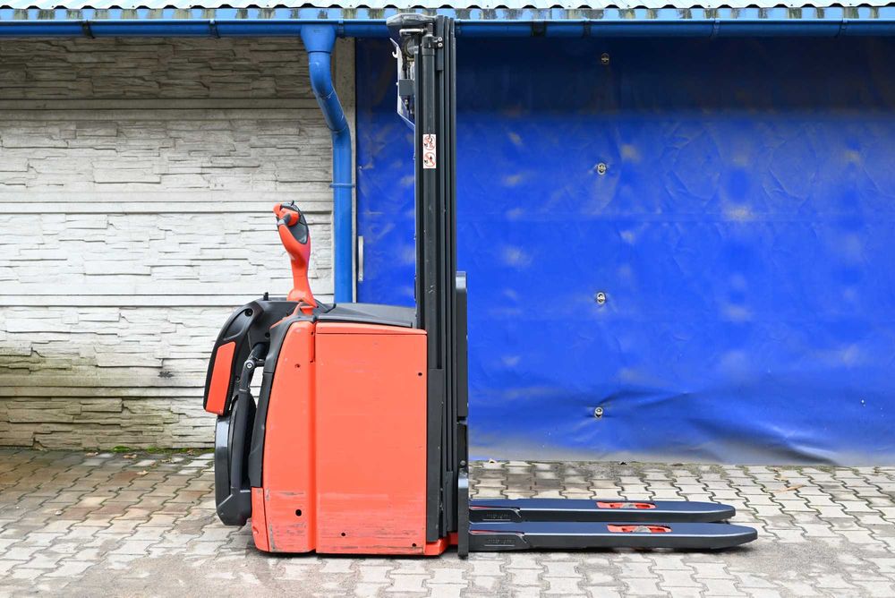 Paleciak elektryczny Linde L14 AP Triplex 480cm 1400kg 2020rok FHP 421