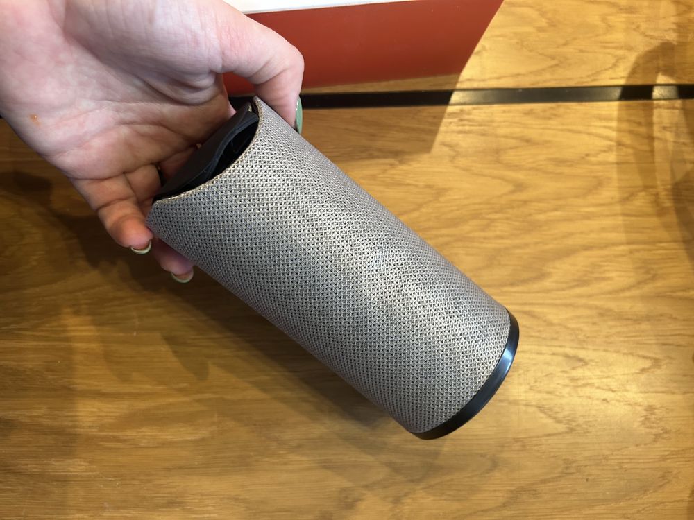 Nowy głośnik bezprzewodowy Bluetooth