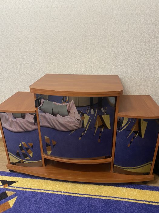 Тумбочка под телевизор