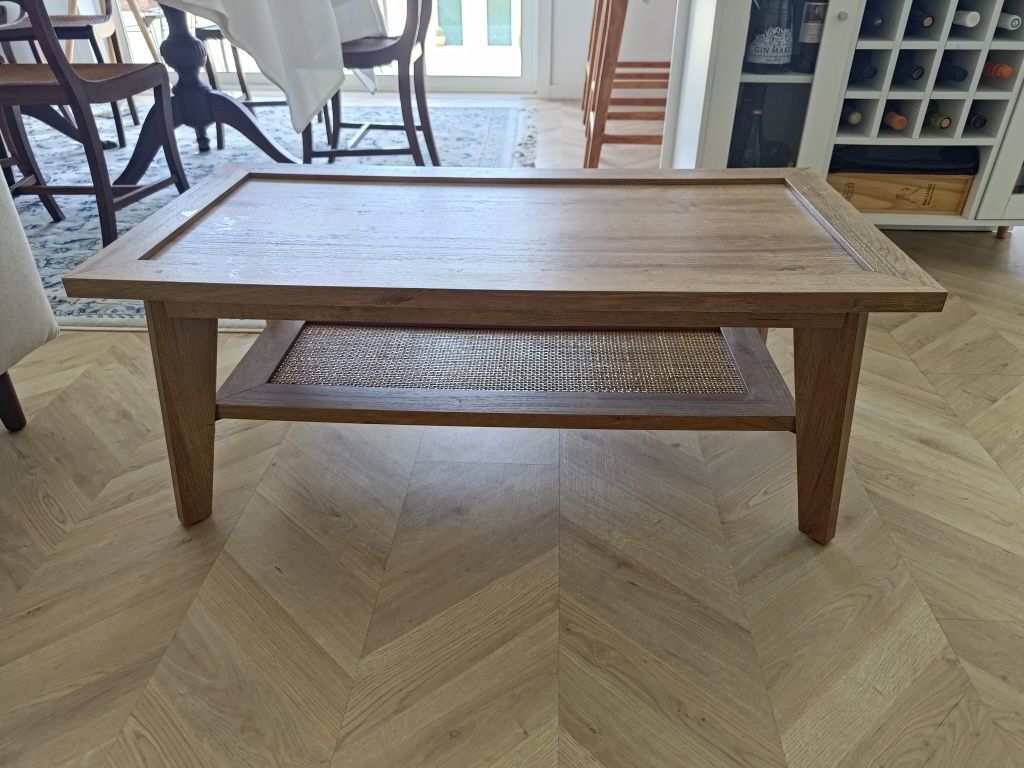 Mesa de centro madeira e rattan / palhinha