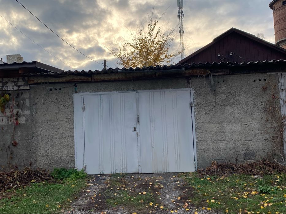 Продам гараж.