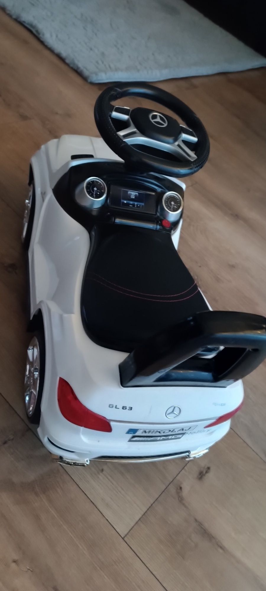 Jeździk Mercedes dla dziecka