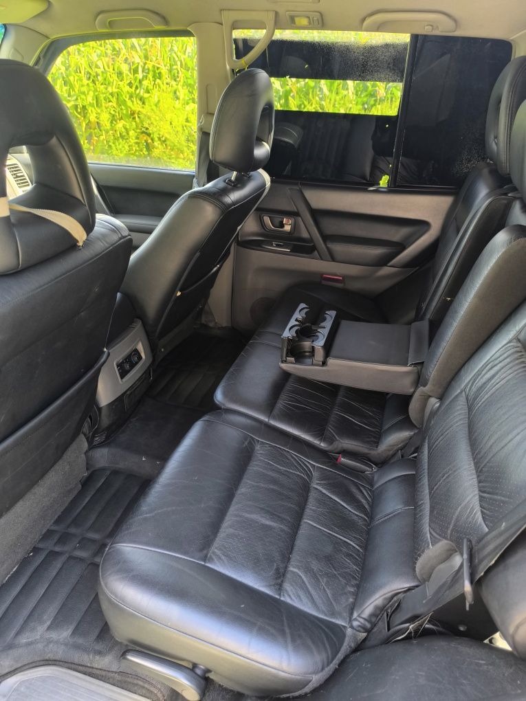 pajero wagon 3.       .