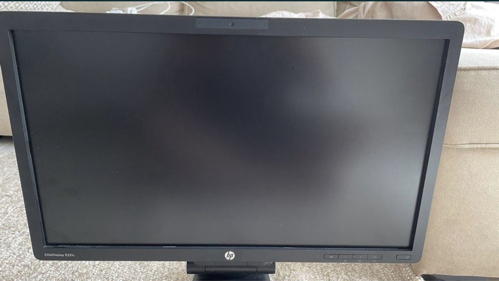 HP EliteDisplay E221C