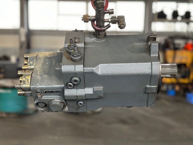 1704 M Linde HMR 135-2 silnik jazdy