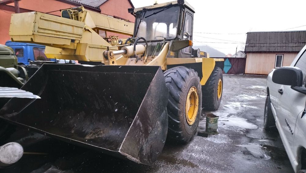 Услуги/аренда: автокрана,самосвала,погрузчика.Доставка песка,чернозёма