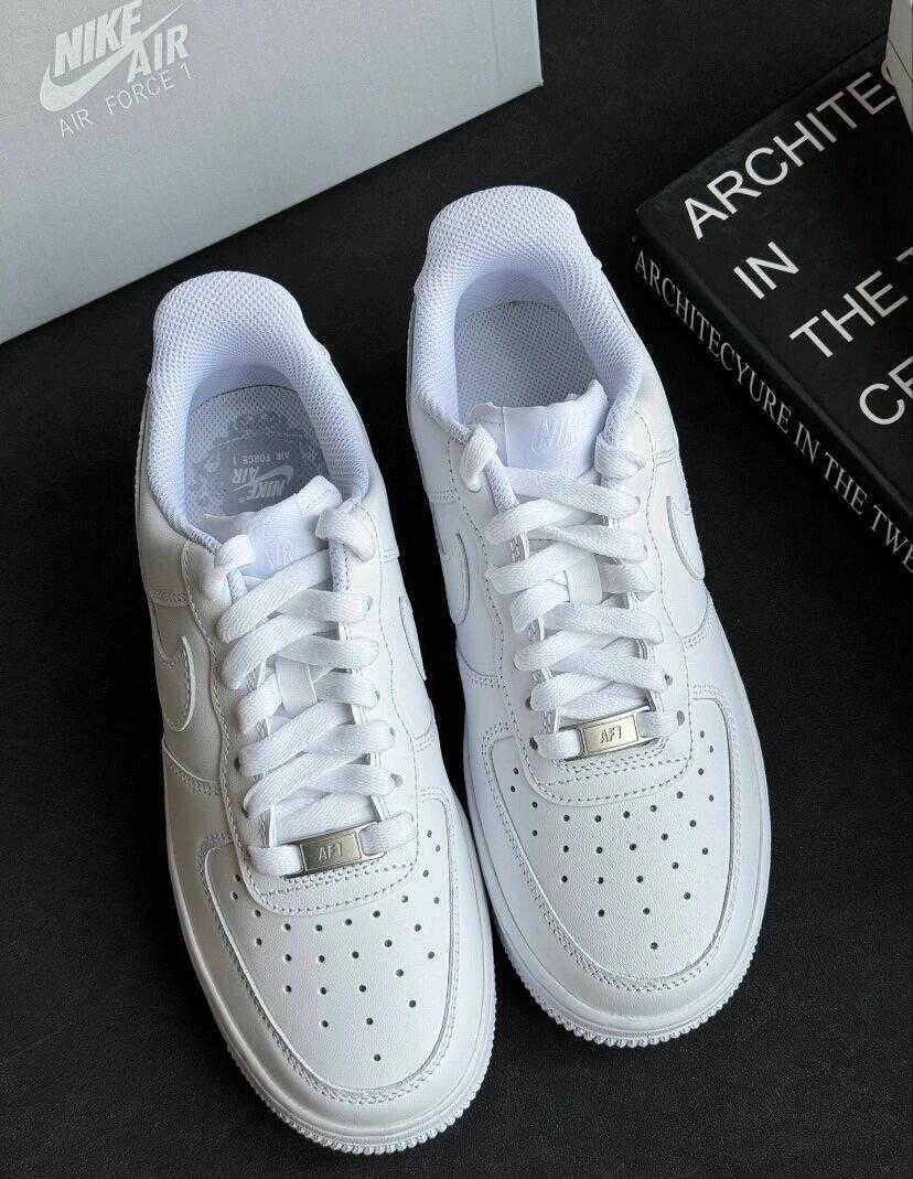 NikeAirForce1Low07White R.37.5