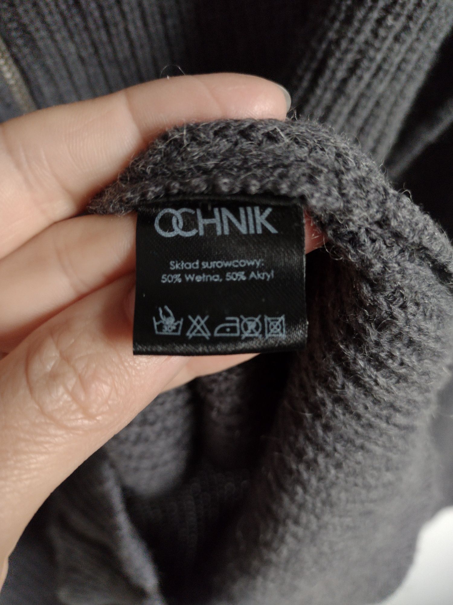 Sweter męski na zamek