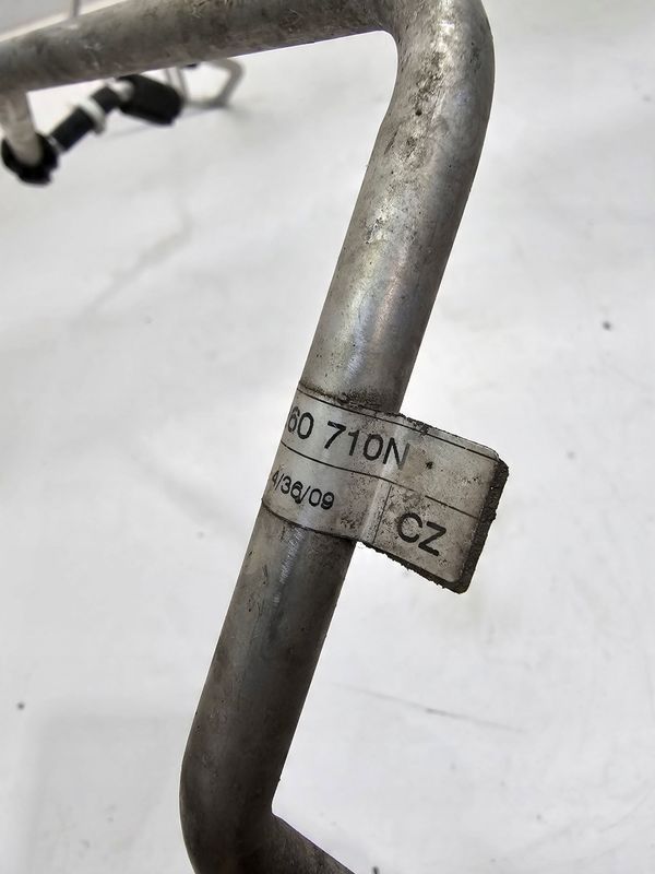 PRZEWÓD WĄŻ KLIMATYZACJI AUDI A4 B8 S5 8K0260710N
