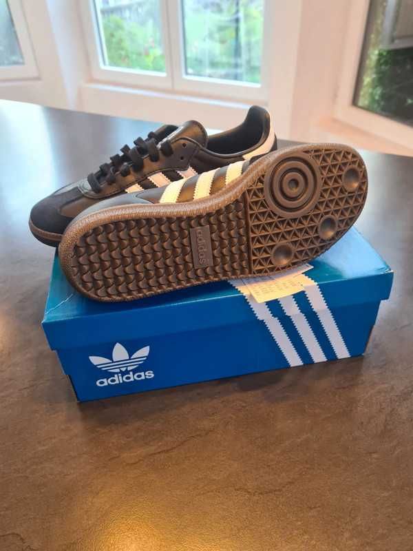 Nowe\Powietrze*airDamskieAdidasSambaSupremeBlack UnisexTrampki 39