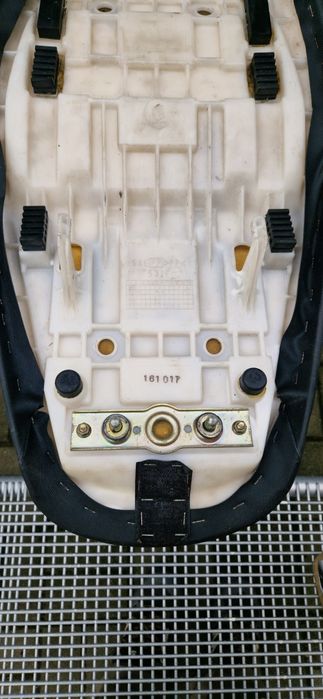SUZUKI BANDIT GSf1200 GSF 1200 kanapa siedzenie 01-05 siodło